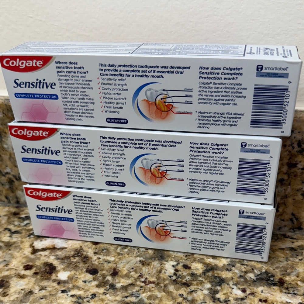 NWT Colgate Sensitive Complete Protection Toothpaste - Mint Clean (3 Pack) - Picture 2 of 2